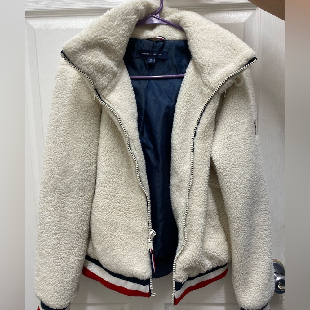 Tommy Hilfiger Fuzzy White Logo Color Warm Jacket